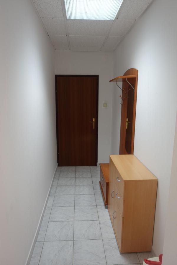 Apartments Galeb Rtina Bagian luar foto