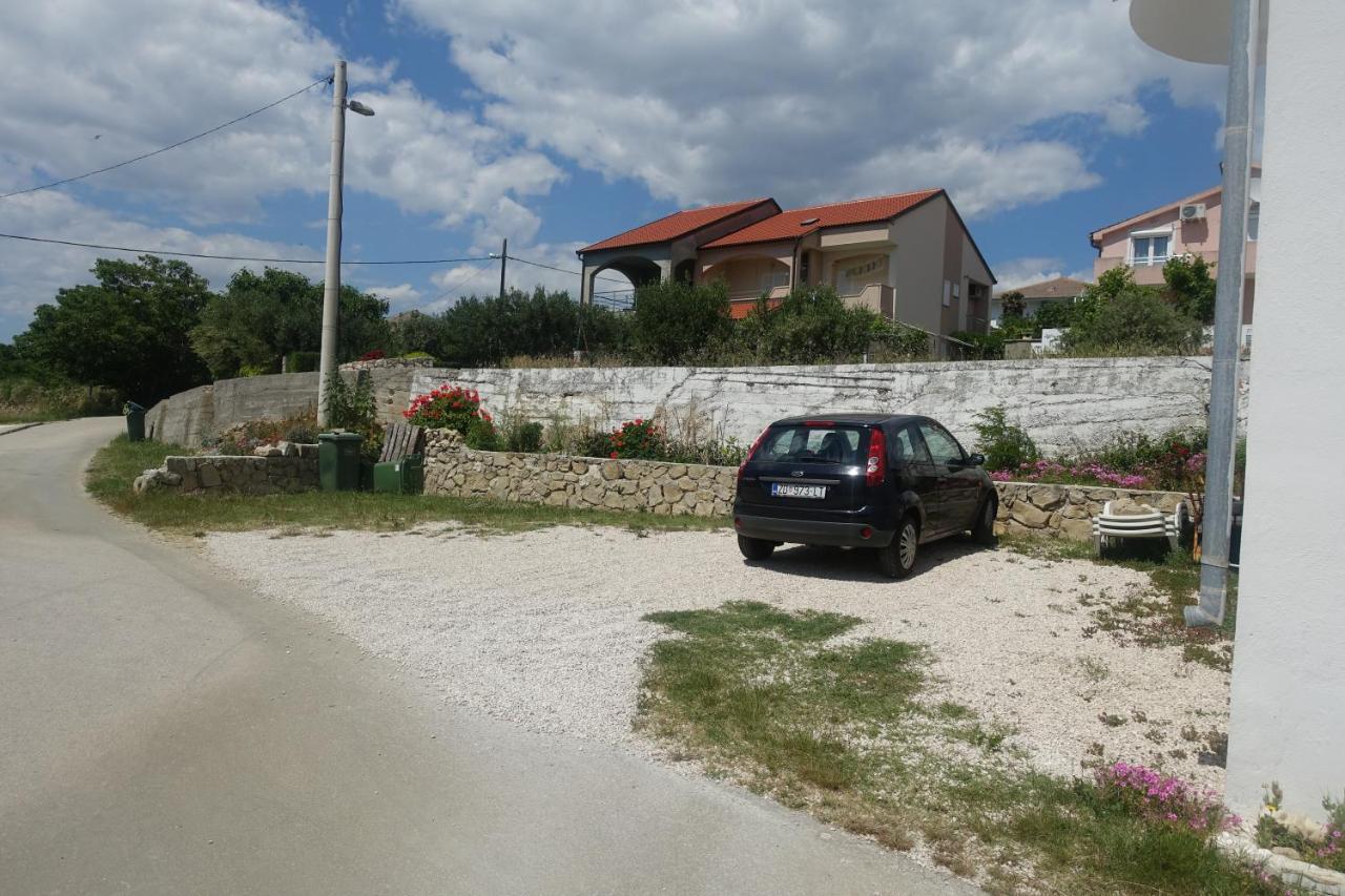 Apartments Galeb Rtina Bagian luar foto