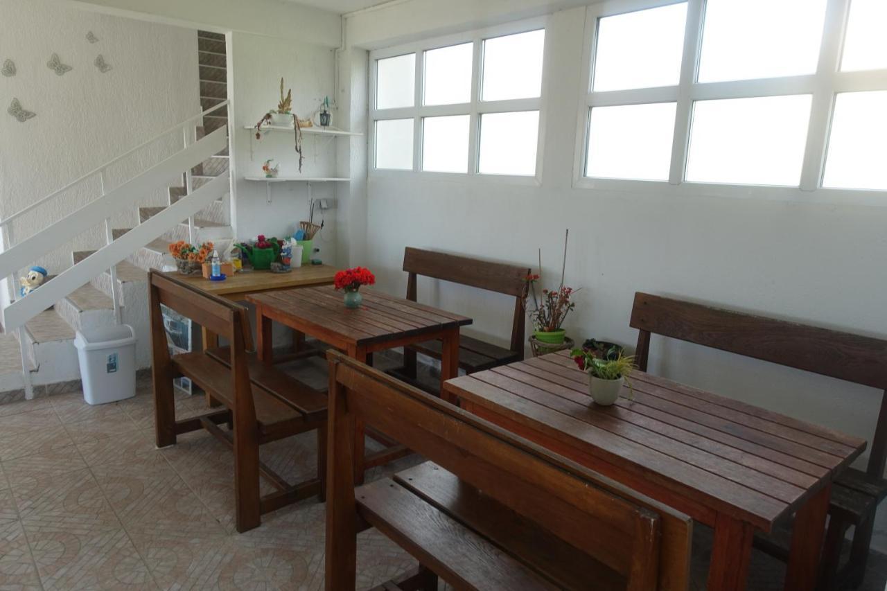 Apartments Galeb Rtina Bagian luar foto
